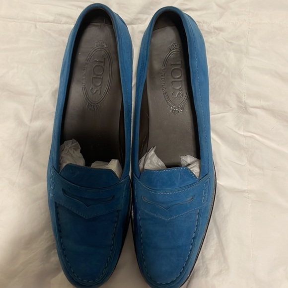 Tods driving loafers in blue suede - Picture 2 of 4
